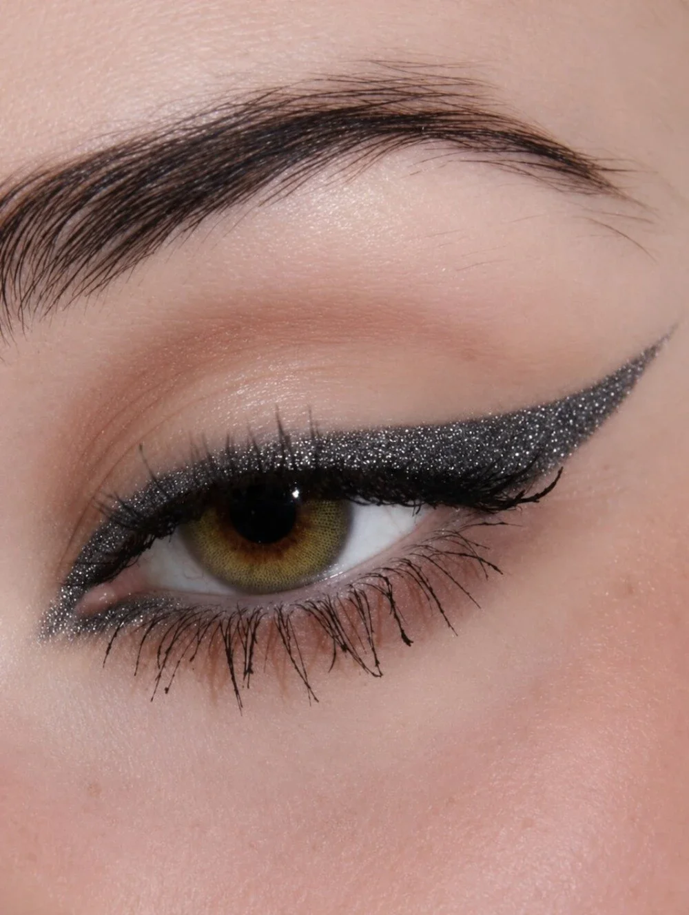 Laura Geller Long Wear Smudgeproof Gel Eyeliner Graphite Metallic Pewter Shimmer